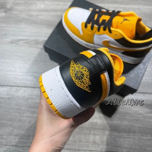 Air Jordan 1 Low GS TAXI 🚕 Shoes Sneakers - Picture 4 of 10